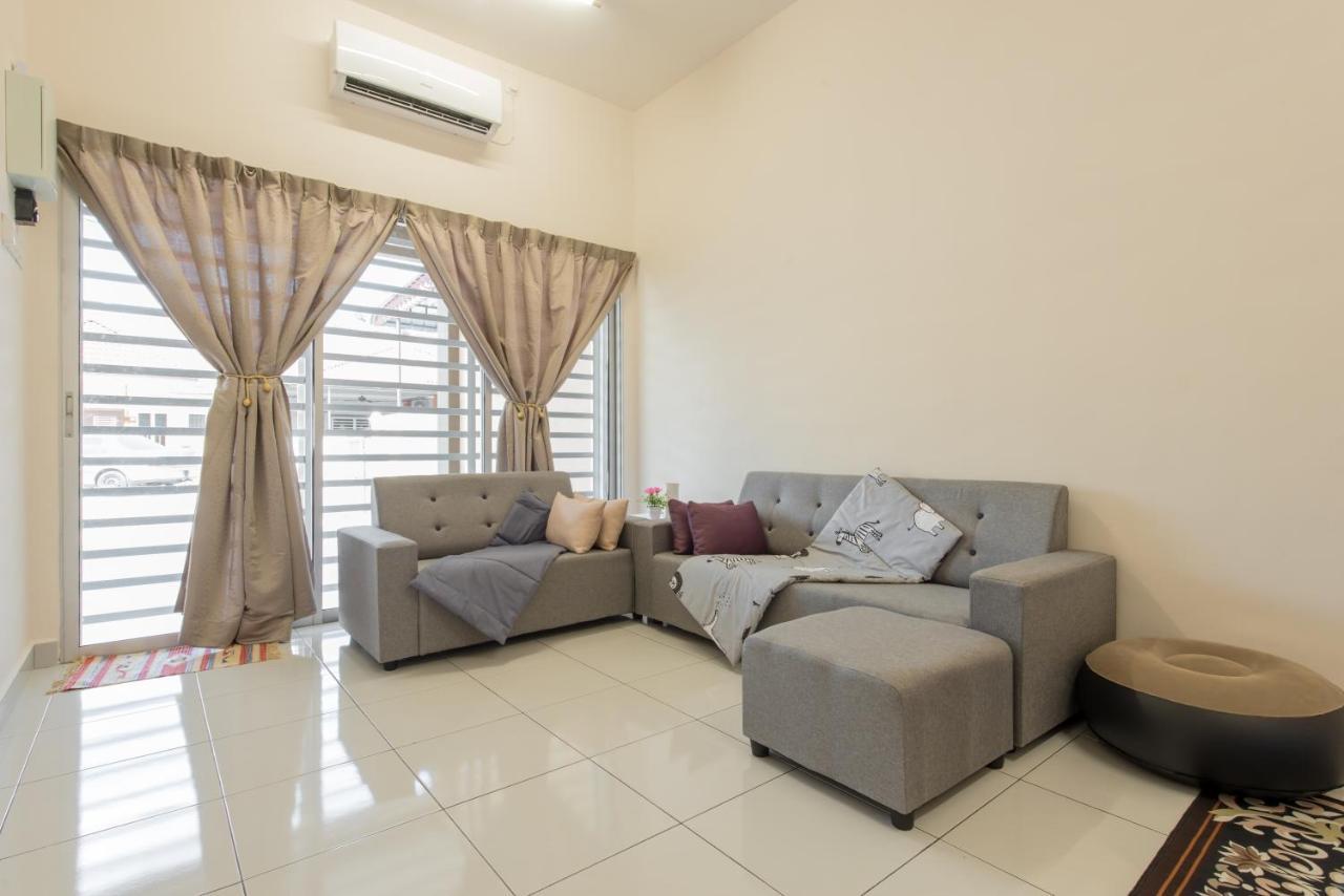 Zai Ham Homestay Pusing Esterno foto